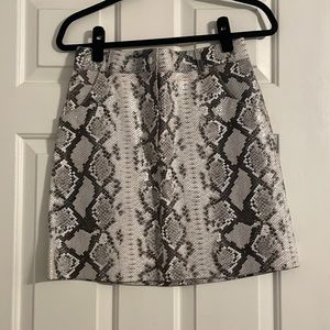 NWT Maje Jupita Snake Leather Mini Skirt